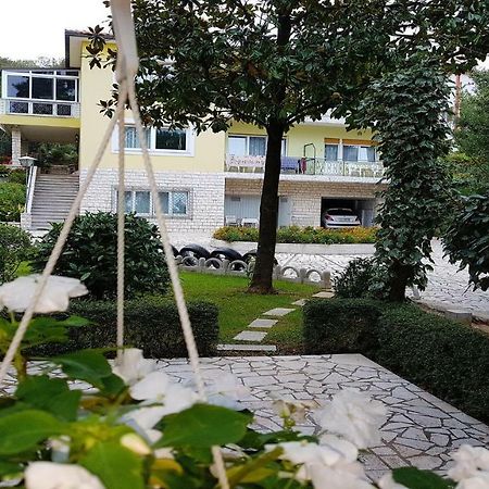 Apartments Anita - One Bedroom Apartment With Garden Matulji Exterior photo