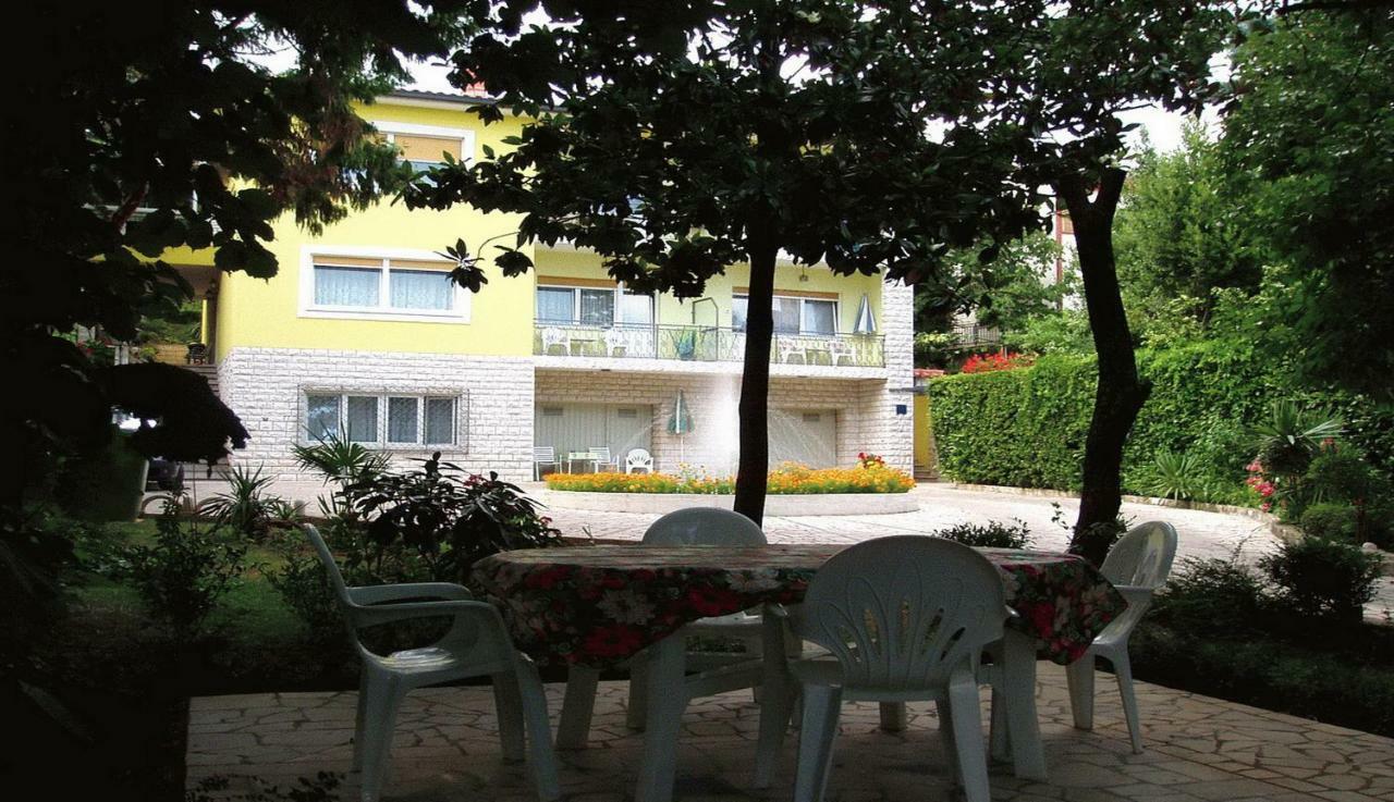 Apartments Anita - One Bedroom Apartment With Garden Matulji Exterior photo